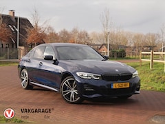 BMW 3-serie - 330e eDrive Edition | M-Pakket | Camera | Harman Kardon | plug-in hybride | NL- Auto |
