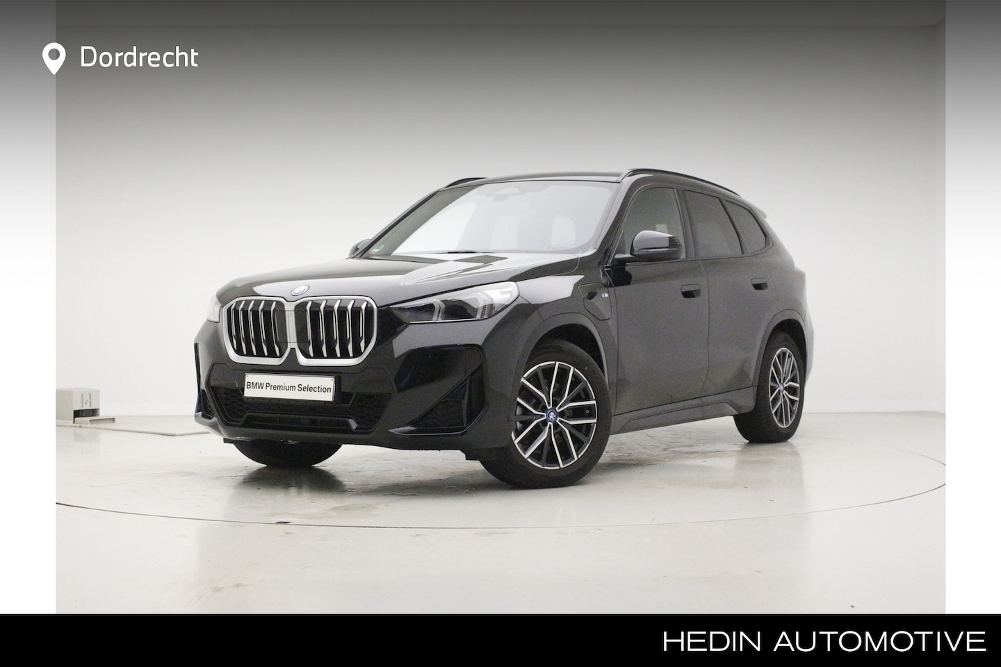 BMW X1 - xDrive25e | M-Sport | Panorama | Trekhaak | Voorbereiding Driving Assistant Plus | - AutoWereld.nl