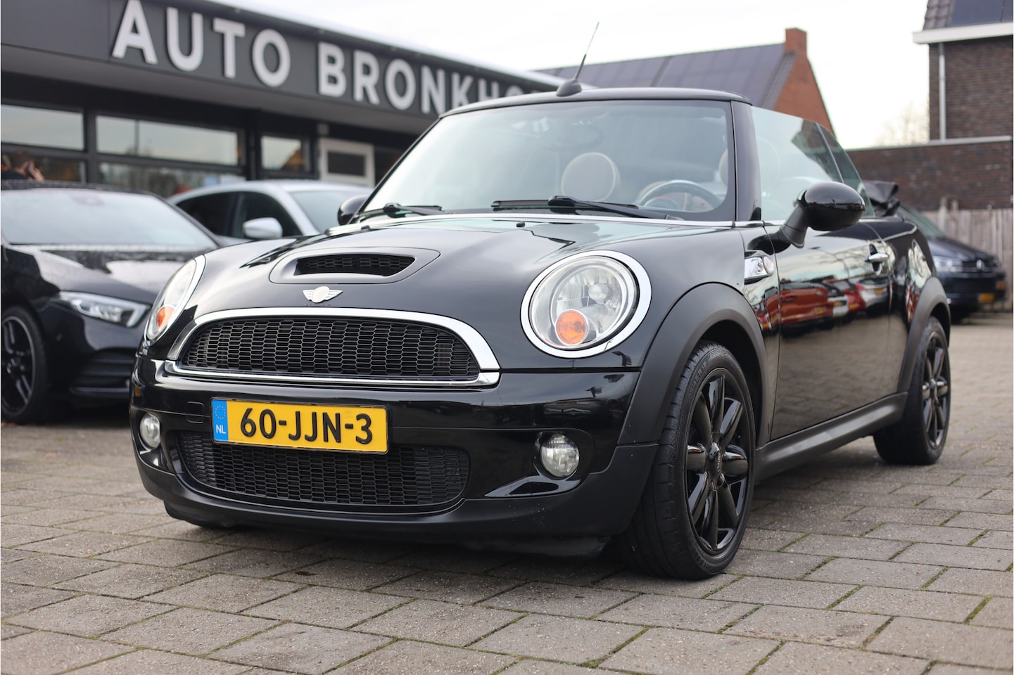 MINI Cabrio - Mini 1.6 COOPER S I CRUISE I LEDER I NAVI - AutoWereld.nl