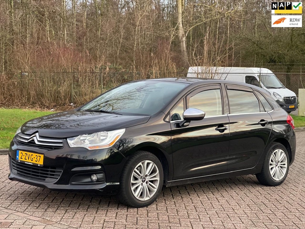 Citroën C4 - 1.2 PureTech Collection/AIRCO/CRUISE/NAVI/PARKEERSENS ACHTER/TREKHAAK - AutoWereld.nl