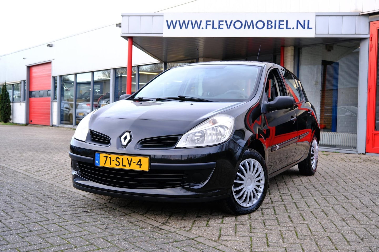 Renault Clio - 1.2-16V Authentique 5-drs Airco|Elec.ramen - AutoWereld.nl