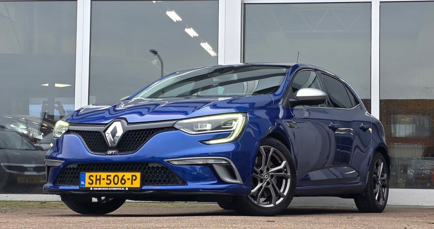 Renault Mégane - 1.6 TCe GT 225PK Stage 1 Alcantara Trekhaak LED! - AutoWereld.nl