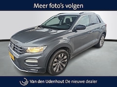 Volkswagen T-Roc - 1.0 TSI Style Executive | Navi | Privacy Glass | 17" velgen | Trekhaak |