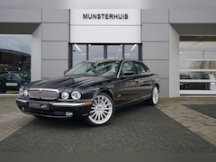 Jaguar XJ - 4.2 V8 Super LWB | Dealer Ond. | 2de Eig | NL Auto |