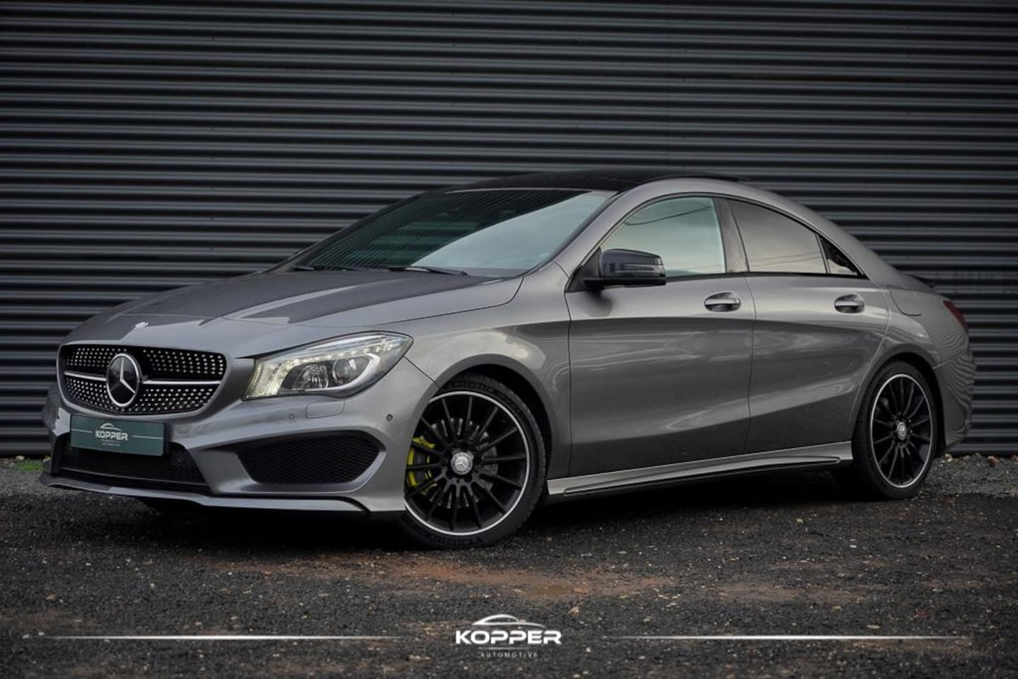 Mercedes-Benz CLA-Klasse - 250 Prestige / AMG / Pano / Trekhaak / Harman Kardon - AutoWereld.nl