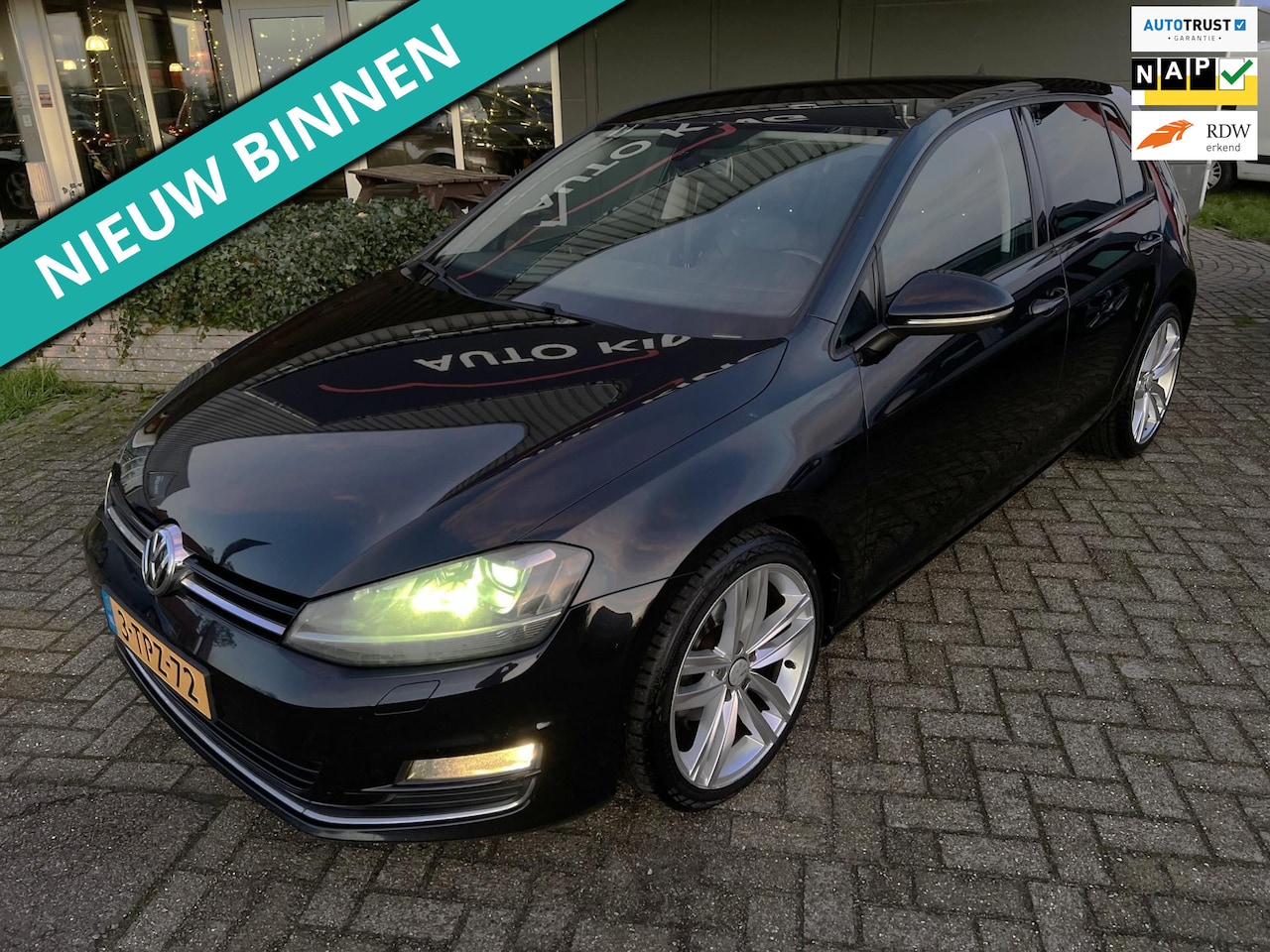 Volkswagen Golf - 1.2 TSI Highline ORIG NL/2E EIG/CRUIS/NAV/LED/XENON APK+NAP - AutoWereld.nl