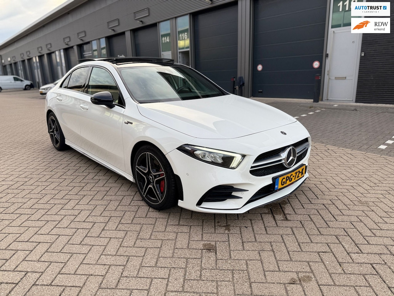 Mercedes-Benz A-klasse - AMG 35 4MATIC Premium|Pano|Cam|Full|Burm|Garantie - AutoWereld.nl