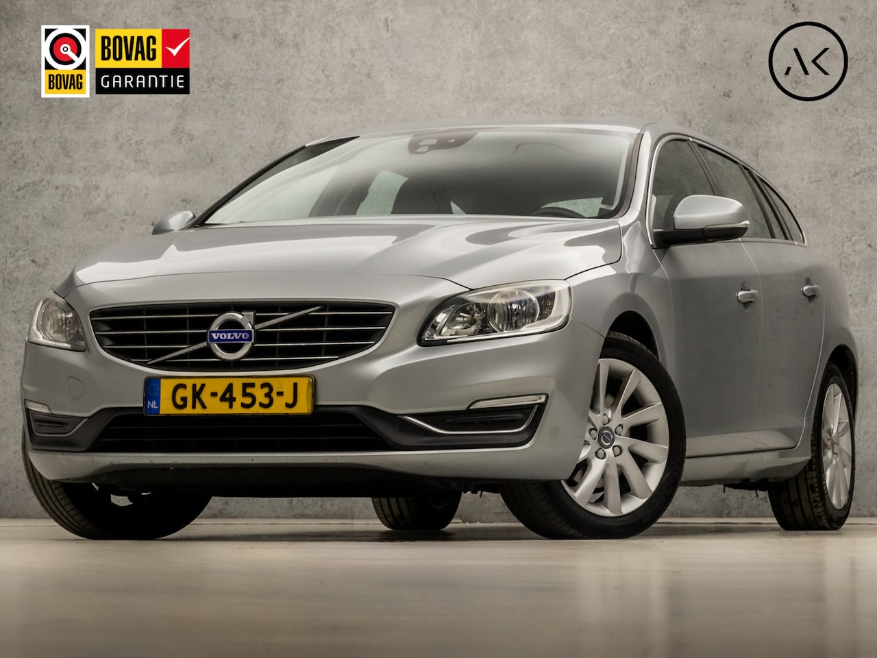 Volvo V60 - 2.0 T3 Sport 153Pk (NAVIGATIE, CLIMATE, LEDER, MEMORY SEATS, STOELVERWARMING, PARKEERSENSO - AutoWereld.nl