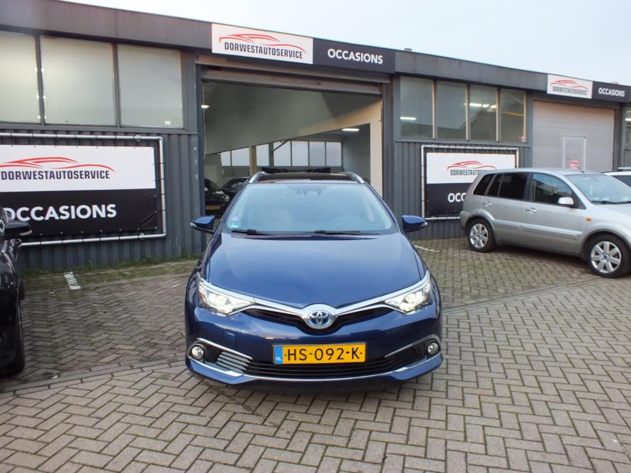 Toyota Auris Touring Sports - 1.8 Hybrid Lease pro!2015!Nap - AutoWereld.nl