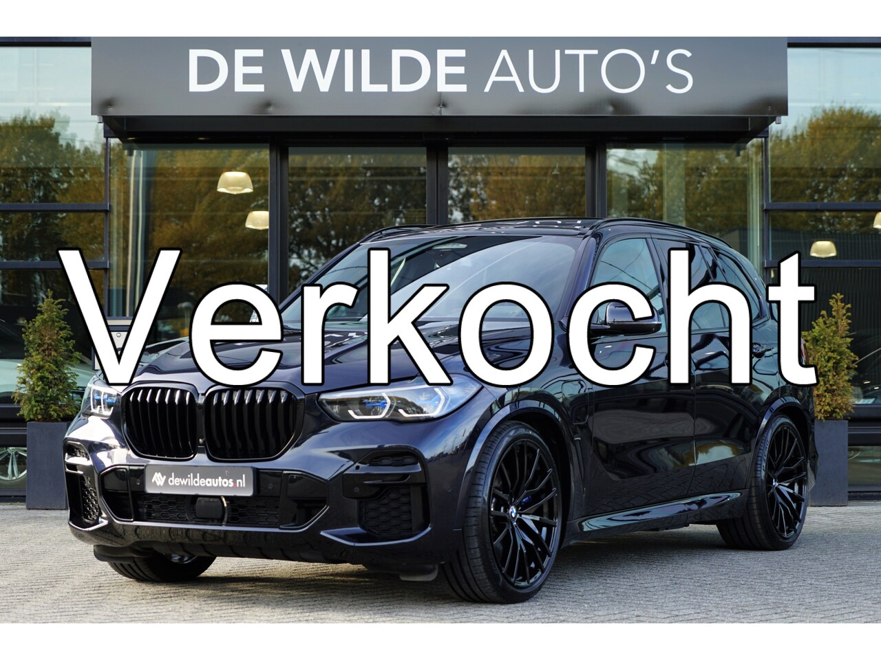 BMW X5 - xDrive45e M-sport M-seats Bowers&Wilkins Pano 4-wielsturing Laser Head-up - AutoWereld.nl
