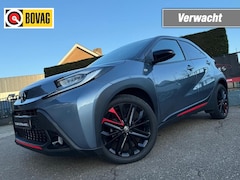 Toyota Aygo X - 1.0 VVT-I S-CVT Undercover Autom. Camera Leder ADCR JBL Sound Nw