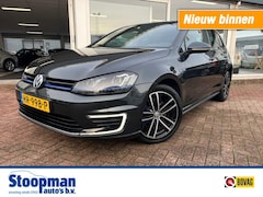 Volkswagen Golf - GTE 1.4 TSi Clima Cruise Apple/Android Trekh