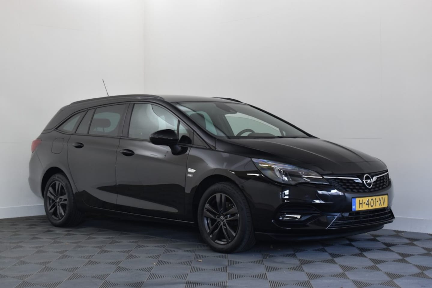 Opel Astra - Sportstourer 1.2 Turbo 110PK EDITION 2020 - AutoWereld.nl