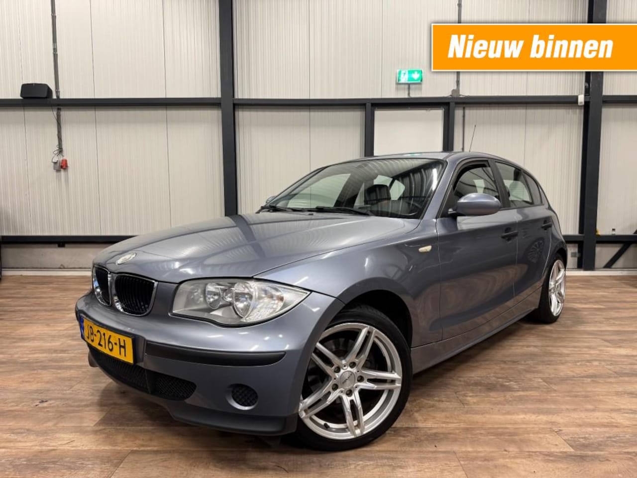 BMW 1-serie - 116i / CLIMA / 5-Drs / 17LM-Velgen / - AutoWereld.nl