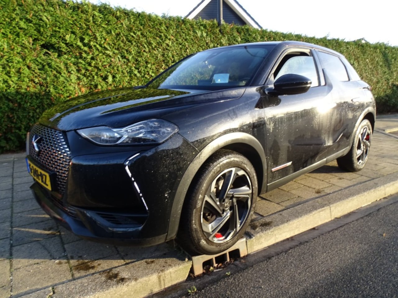 DS 3 Crossback - 1.2 PT LA PREMIERE 155 Pk-Leer-Cam-Carplay-Media-Blth-Pdc-Headup - AutoWereld.nl