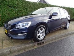 Volvo V60 - 1.5 T2 POLAR+-Automaat-Leer-Navi-Media-Blth-Verw stl-Trkh
