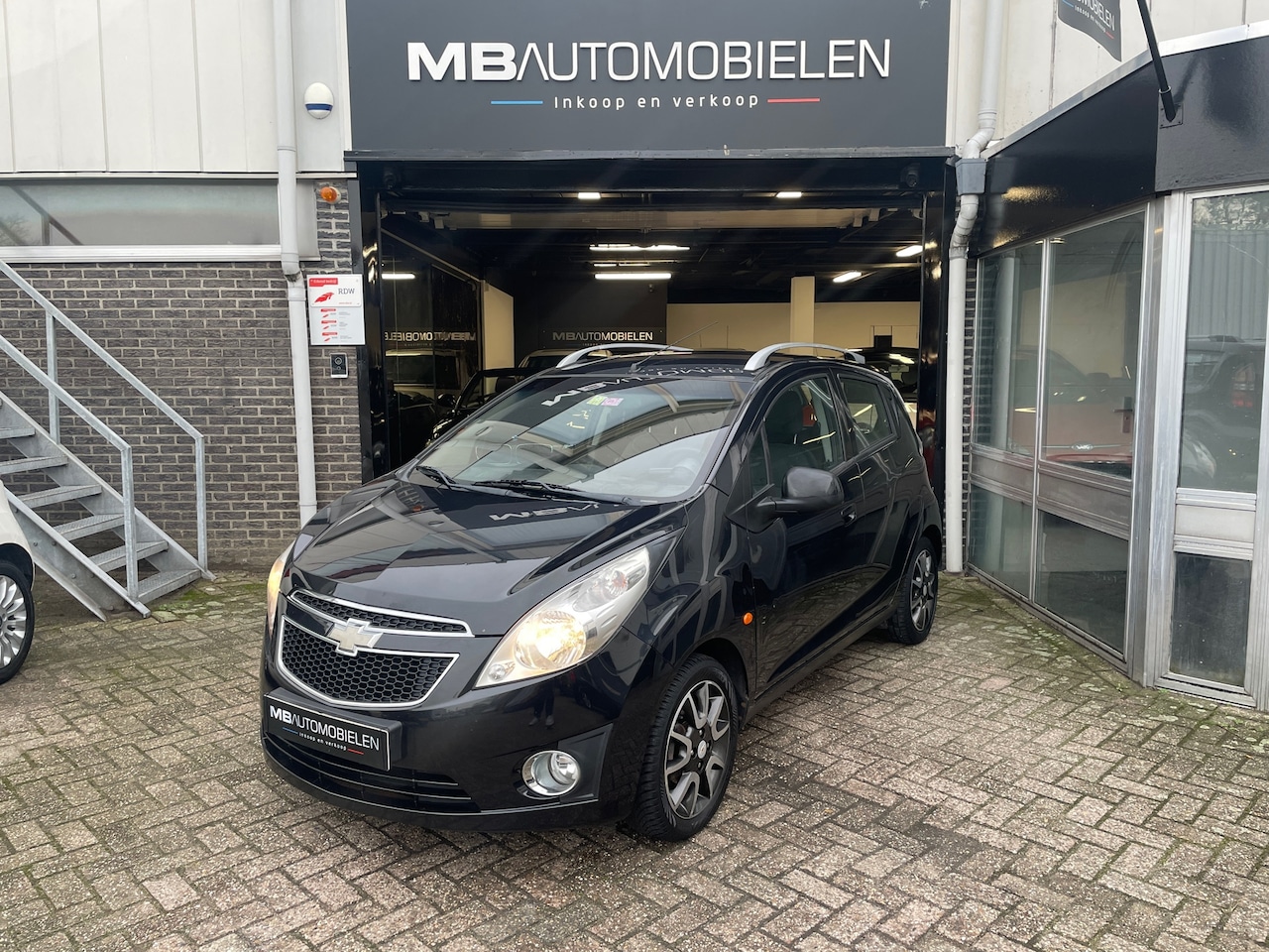 Chevrolet Spark - 1.0 16V LS Bi-Fuel/5 Deurs/Zwart/Elect.Ramen/APK/NAP!! - AutoWereld.nl