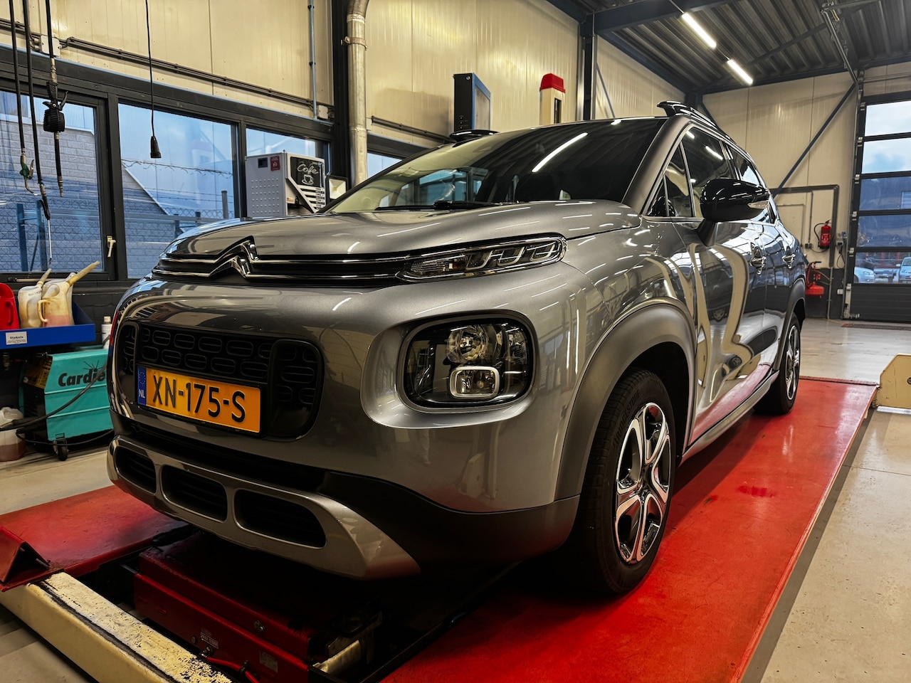 Citroën C3 Aircross - 1.2 PureTech Feel | Trekhaak | Navigatie | Cruise Control | Climate Control | Parkeersenso - AutoWereld.nl