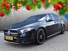 Mercedes-Benz A-klasse - 200 Launch Edition EDITION 1 | AMG-PAKKET| PANORAMADAK |SFEERVERLICHTING | STOELVERWARMING