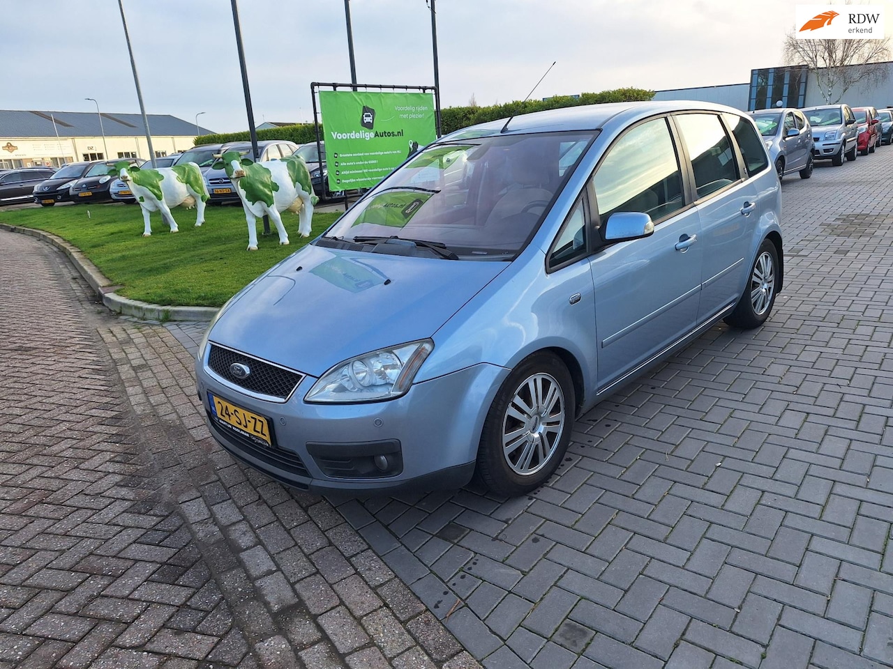Ford Focus C-Max - 2.0-16V Ghia / AUTOMAAT / APK t/m augustus 2026 - AutoWereld.nl