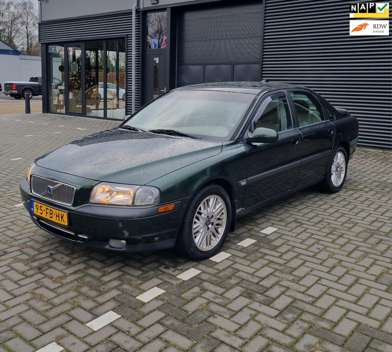 Volvo S80 - 2.4 Comfort 2.4 Comfort, Automaat, Trekhaak, CruisC, Stoelv! - AutoWereld.nl