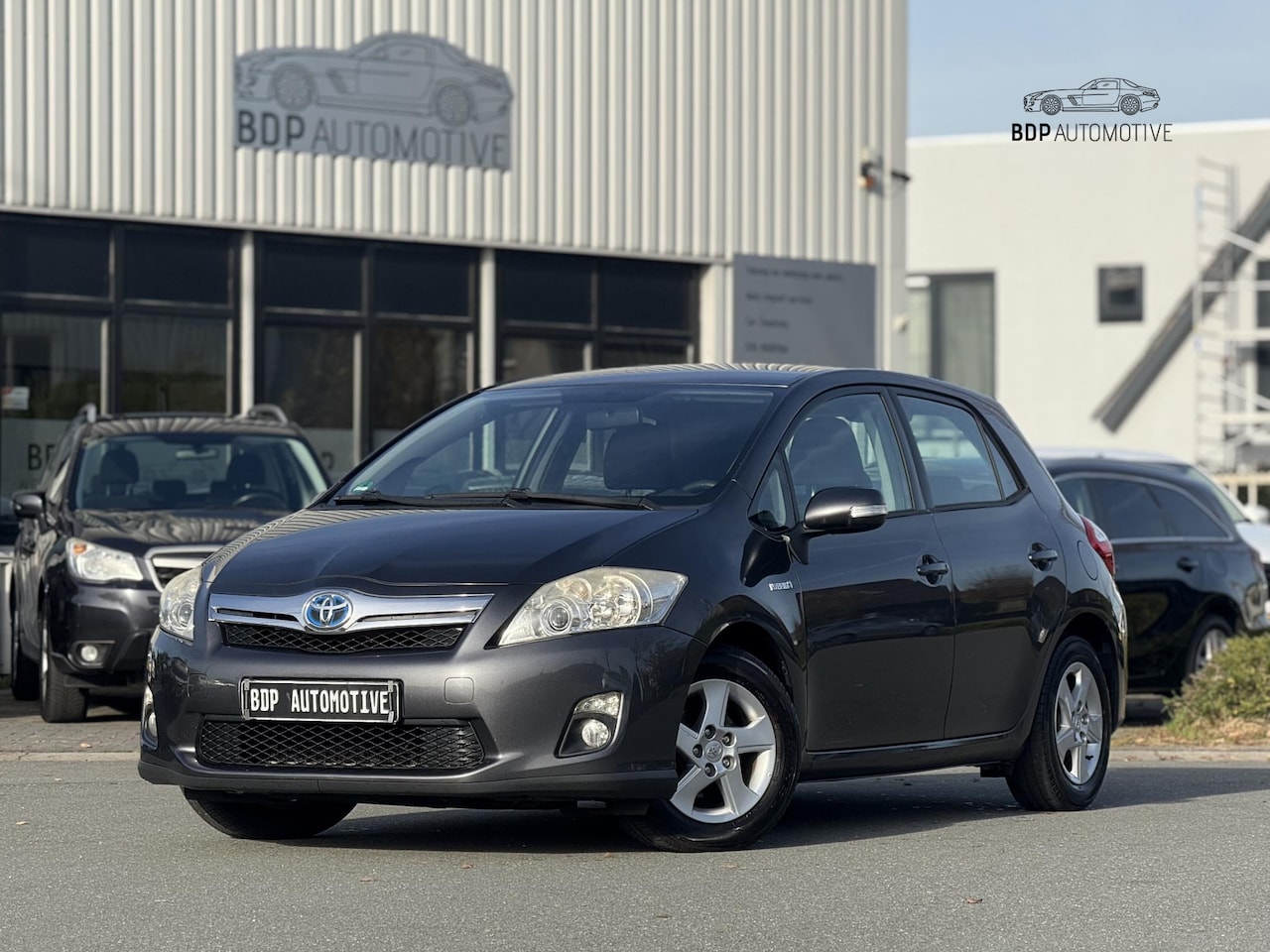Toyota Auris - 1.8 Full Hybrid Limited - AutoWereld.nl