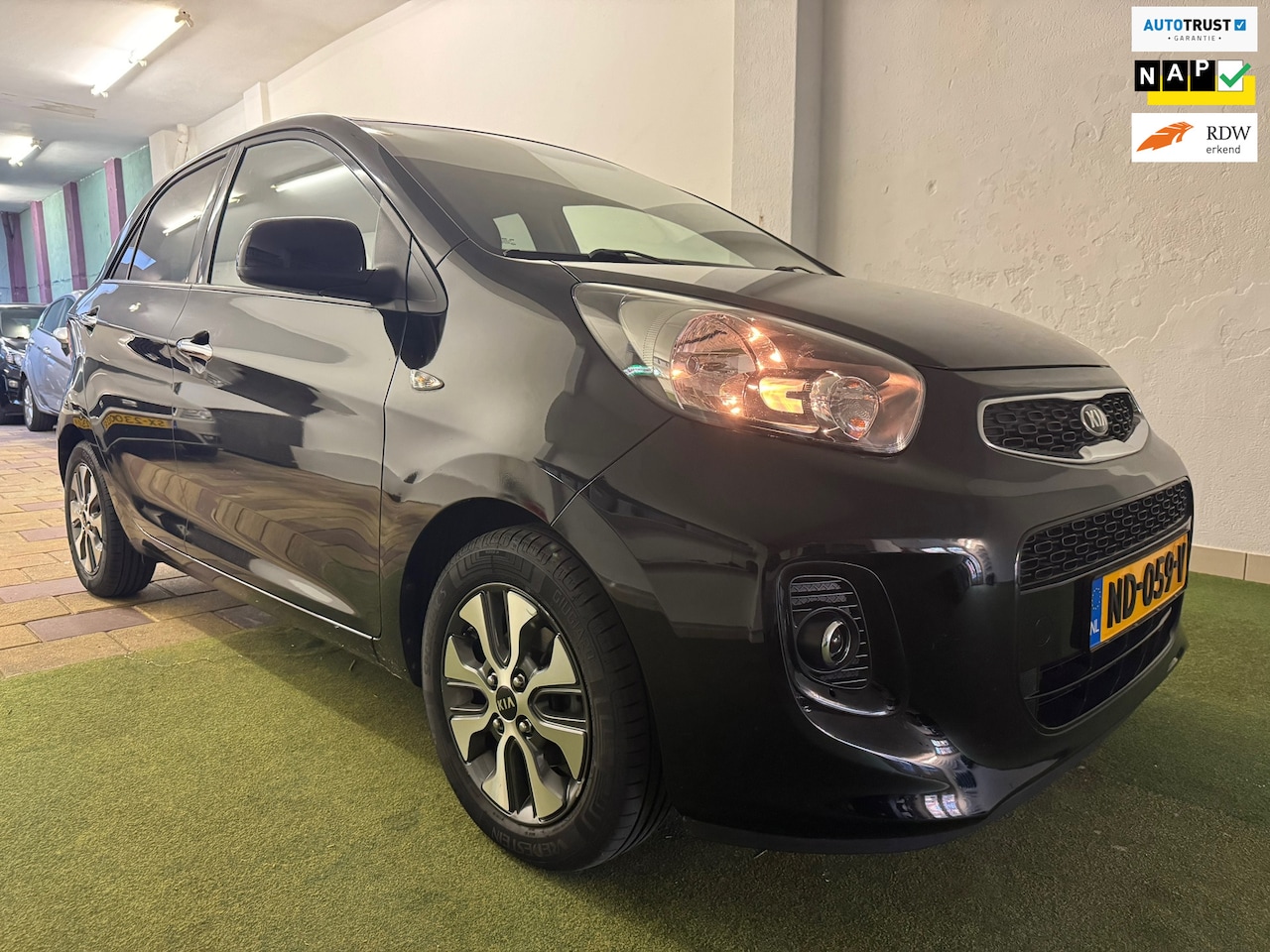 Kia Picanto - 1.0 CVVT ComfortPlusLine NAVI CLIMA CRUISE NAP - AutoWereld.nl