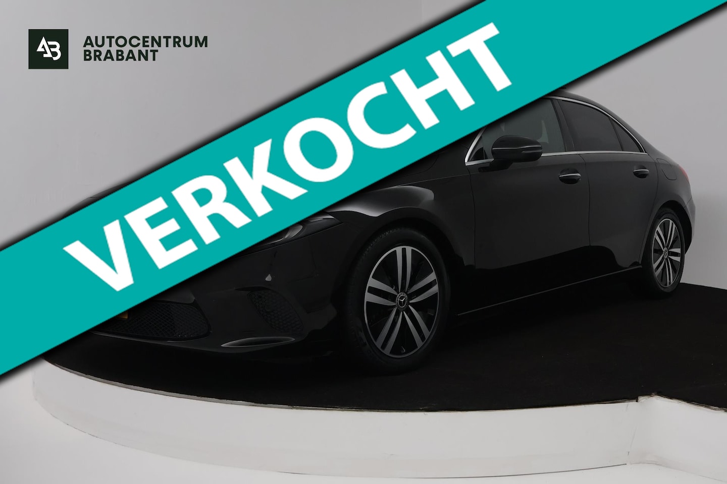 Mercedes-Benz A-klasse - 180 Business Solution Luxury (PANORAMADAK, CAMERA, SFEERVERLICHTING, ELEKT. STOELEN, 1e EI - AutoWereld.nl