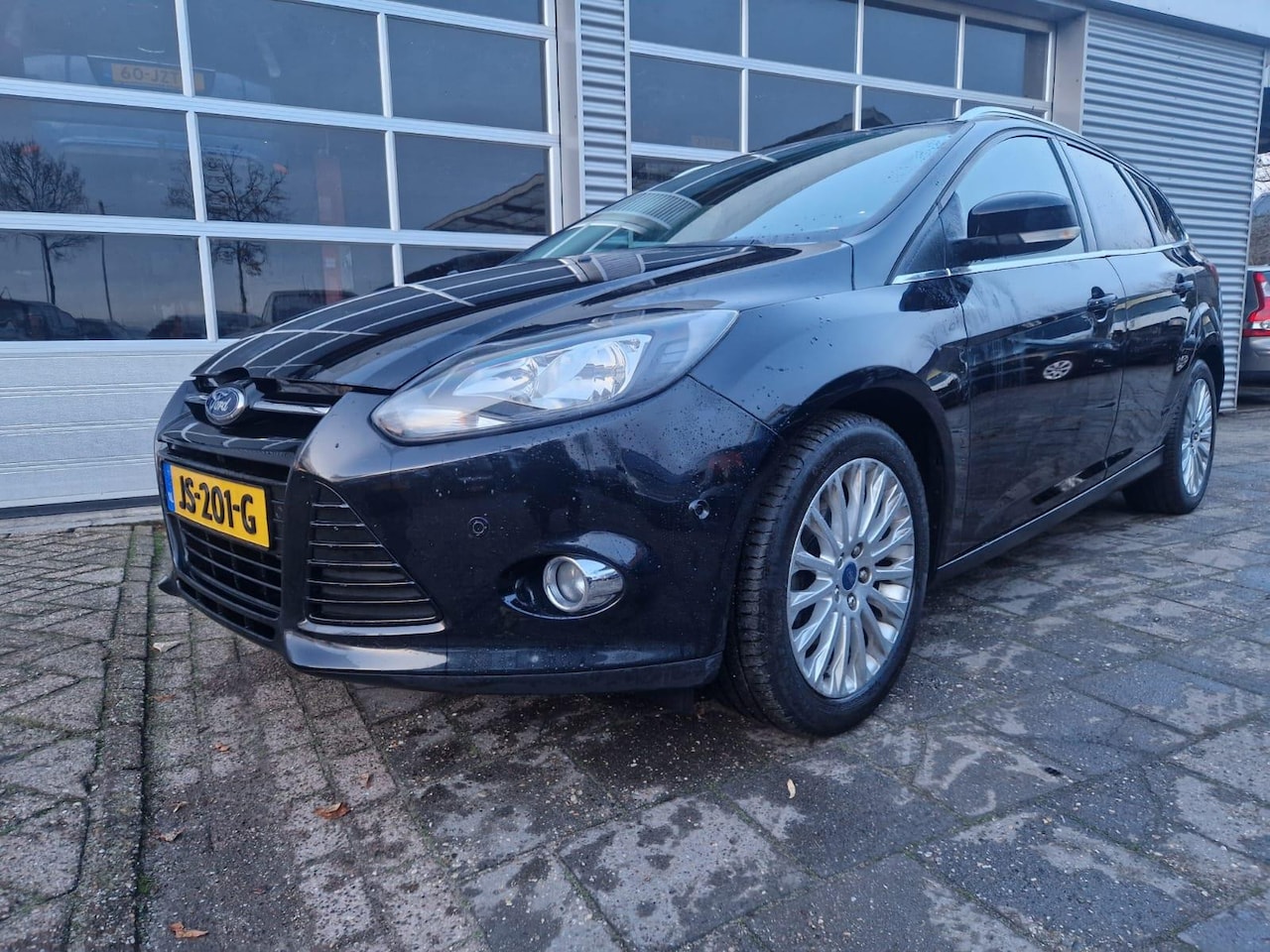 Ford Focus Wagon - 1.6 EcoBoost Titanium 1.6 EcoBoost Titanium - AutoWereld.nl