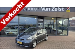 Toyota Aygo - 1.0-12V Comfort * 5 Drs * 5 Bak * AIRCO * CD *Achterbank in delen neerklapbaar*Sport Velge