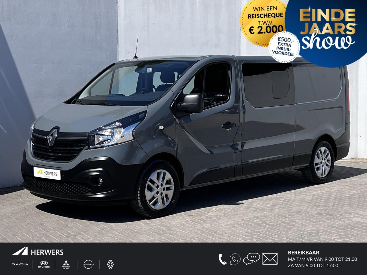 Renault Trafic - 2.0 dCi 120 T29 L2H1 DC Work Edition 5 persoons / Dealer onderhouden / Trekhaak 2.000kg / - AutoWereld.nl