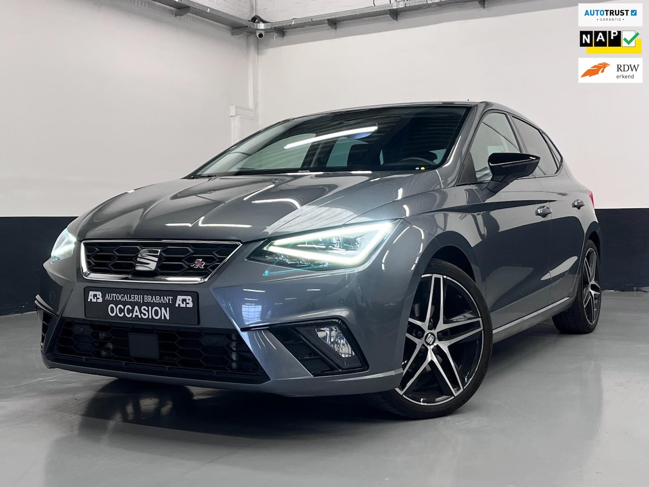 SEAT Ibiza - 1.0 TSI FR Business Intense ****Eindjaaractie! van €14.500 voor €13499**** Automaat/Carpla - AutoWereld.nl