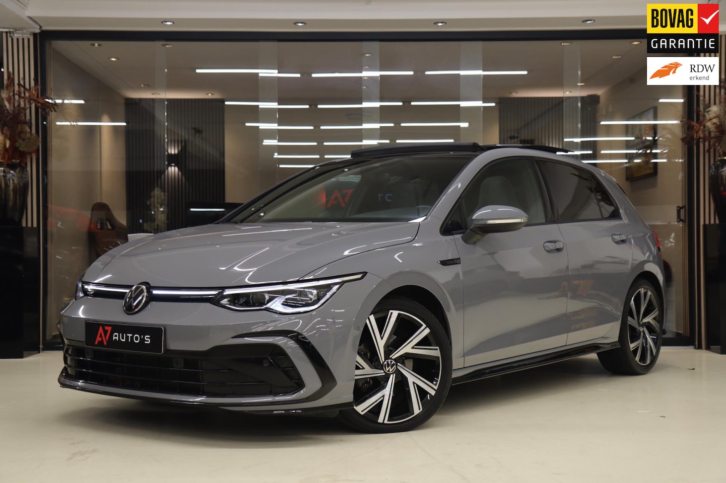 Volkswagen Golf - 1.5 eTSI R-Line Business PANO/HK/CAM/CARPLAY/ACC/DCC/VOL - AutoWereld.nl