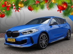 BMW 1-serie - M135i xDrive High Executive PANORAMADAK|HARMAN/KARDON|DODEHOEK DETECTIE|ACHTERUIT RIJ CAME