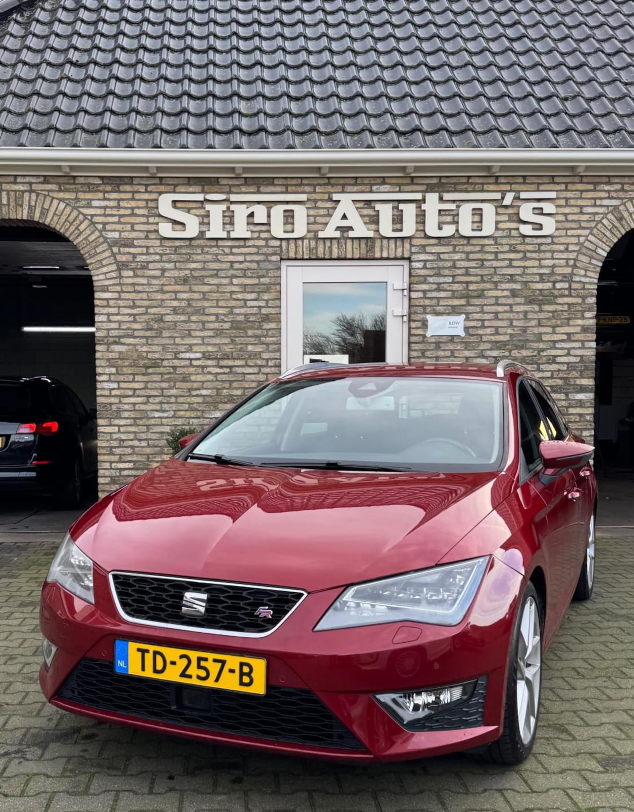 SEAT Leon ST - 1.4 TSI ACT FR Dynamic met slechts 101913 km - AutoWereld.nl