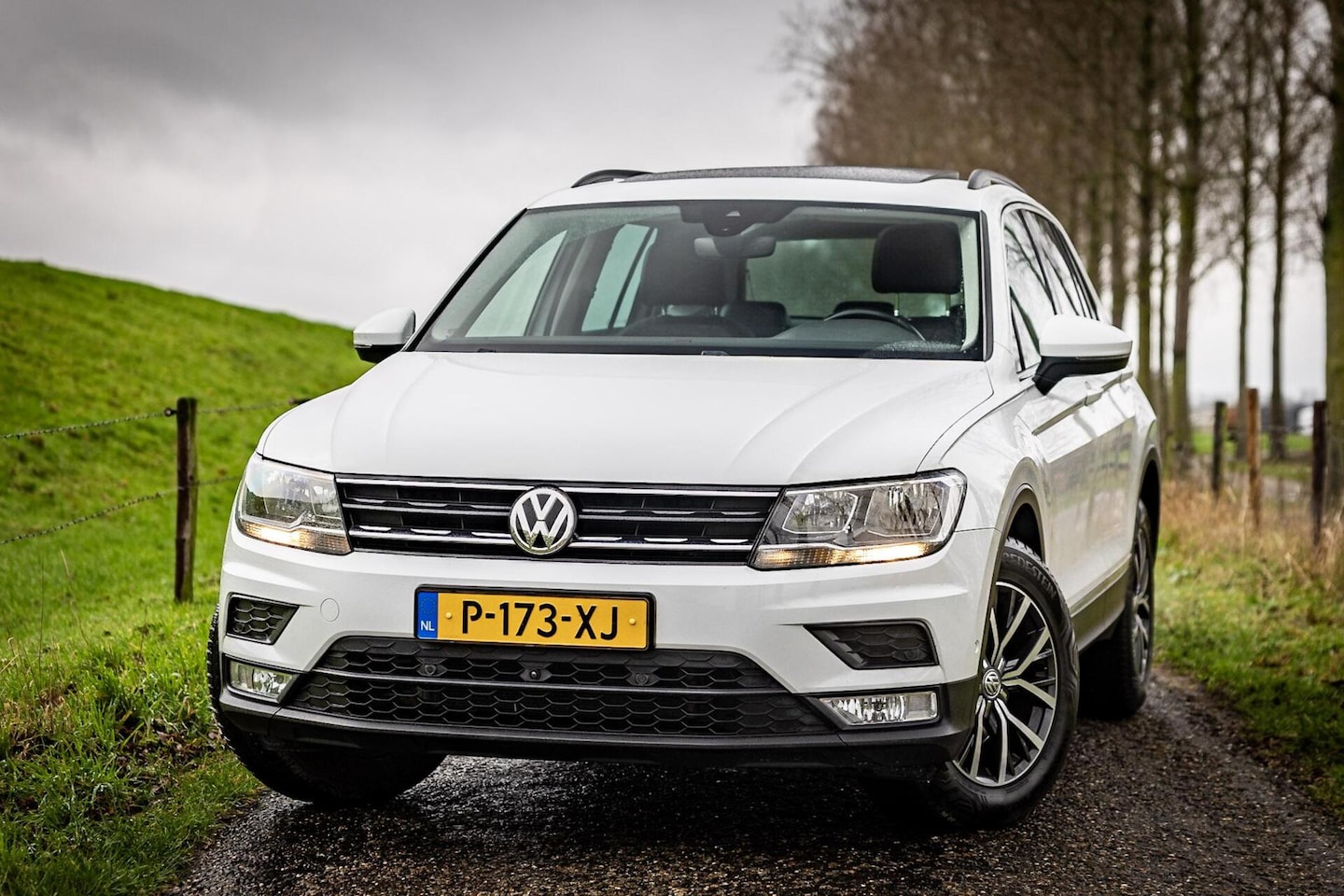 Volkswagen Tiguan - 1.4 TSI ACT Comfortline|Leder|Pano|Camera - AutoWereld.nl