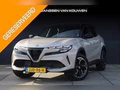 Alfa Romeo Junior - 1.2 Turbo Hybrid Ibrida Speciale / Panoramadak / Voordeel