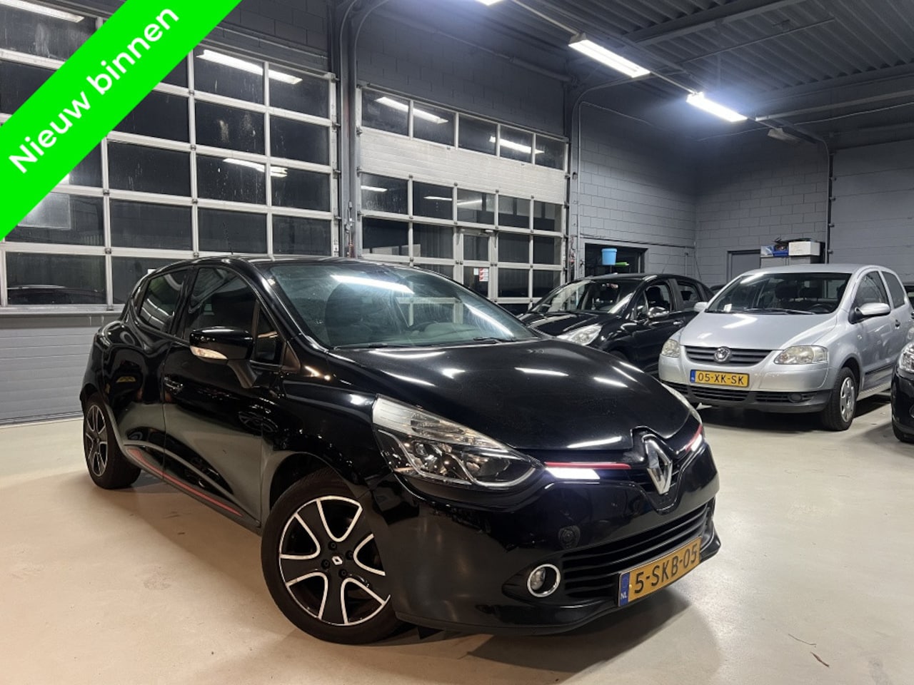 Renault Clio - 0.9 TCe Clima|Cruise Control|panoramadak - AutoWereld.nl