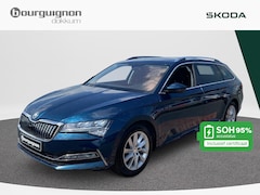 Skoda Superb Combi - 1.4 TSI iV Business Edition | PHEV | 218 pk | Trekhaak | Cruise | A-Camera | DCC | SOH 95%