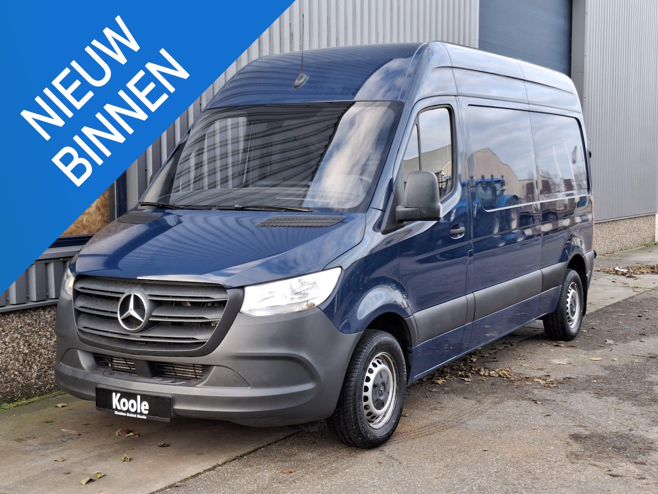 Mercedes-Benz Sprinter - 311 CDI GB L2 FWD Functional 3.5T 311 CDI L2H2 / AIRCO / CAMERA / 3 ZITS / DEALER ONDERHOU - AutoWereld.nl