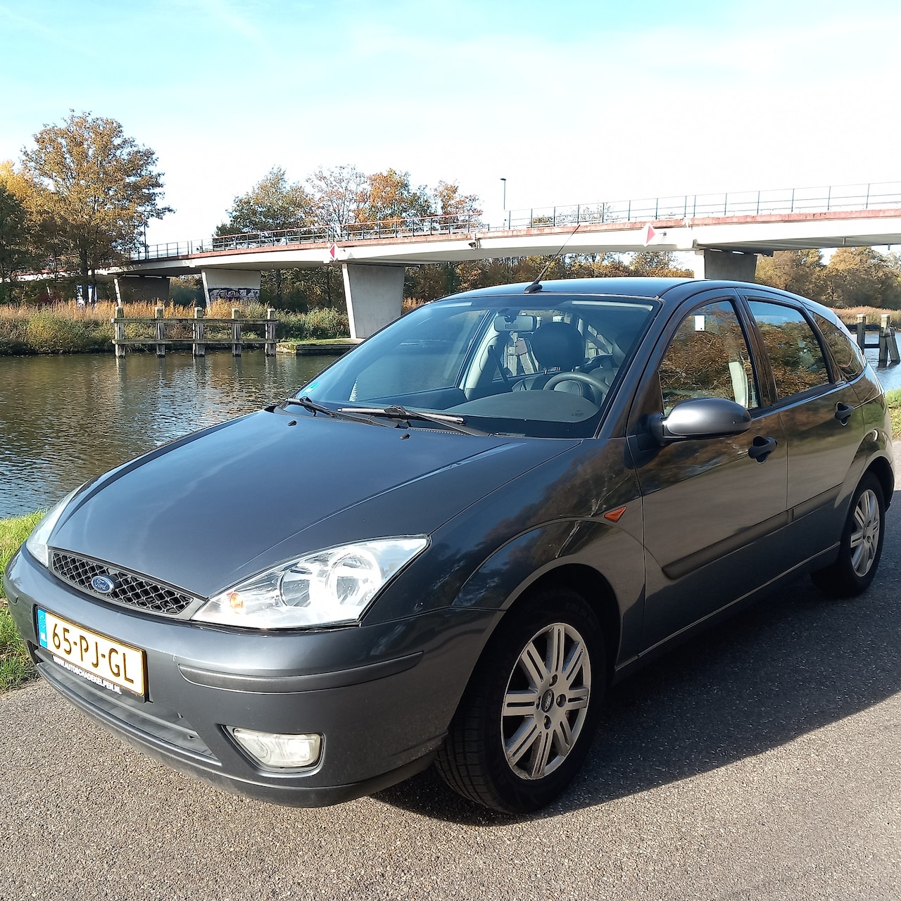 Ford Focus - 1.6-16V Futura - AutoWereld.nl