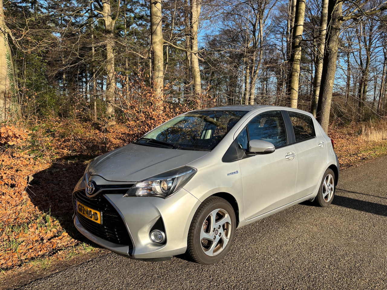 Toyota Yaris - 1.5 Hybrid Comfort - AutoWereld.nl