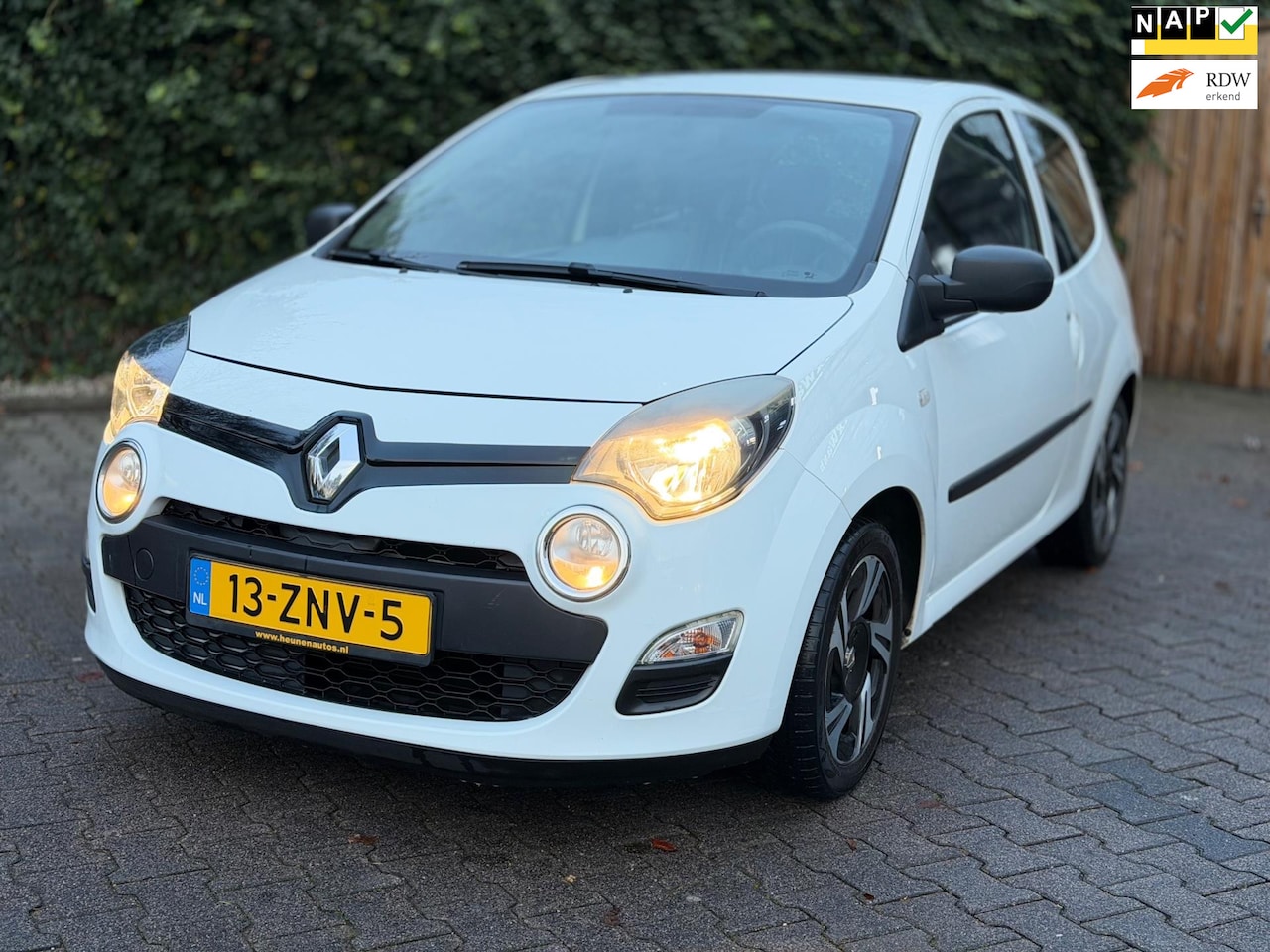 Renault Twingo - 1.2 16V Authentique/cruise controle - AutoWereld.nl