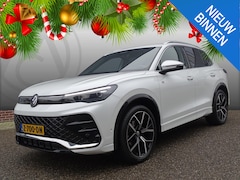 Volkswagen Tiguan - 1.5 eTSI R-Line Business AUTOMAAT| VOL OPTIES |SPORT INTERIEUR| CAMERA| NAVIGATIE| DODE HO
