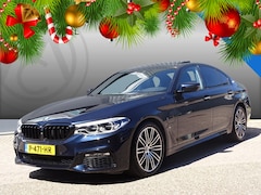 BMW 5-serie - 530e iPerformance High Executive M-PAKKET | DODEHOEK DETECTIE | NAVIAGTIE | RIJSTROOK HERK