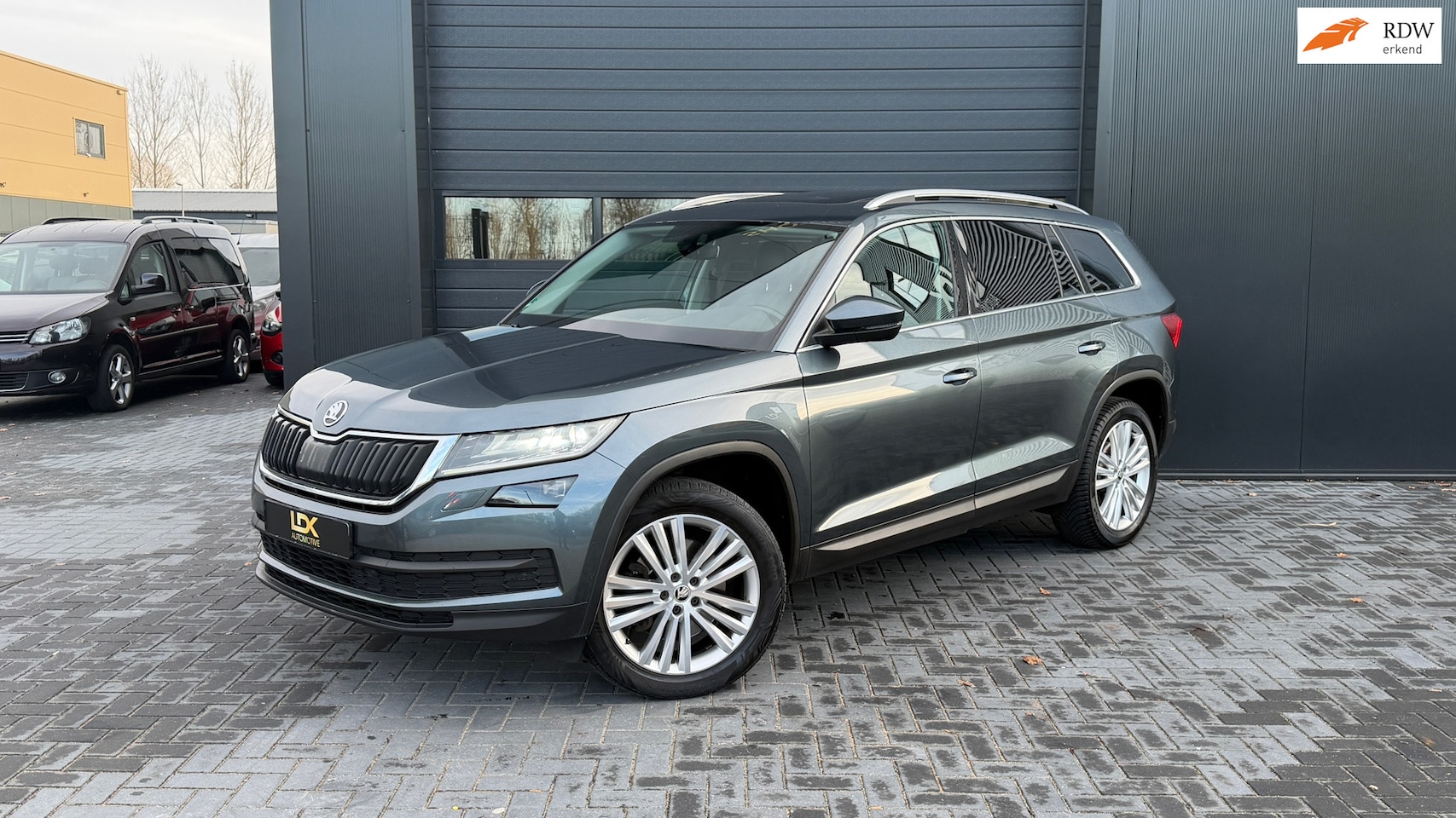 Skoda Kodiaq - 2.0 TSI 4x4 Style 7 Persoons|Carplay|Navi - AutoWereld.nl