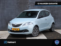 Lancia Y(psilon) - Ypsilon Gold 1.0 Mild-Hybrid 70pk 11.161 KM | DAB | ACHTERUITRIJCAMERA | APPLE-CARPLAY | D