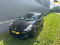 Renault Clio - 2.0-16V Initiale
