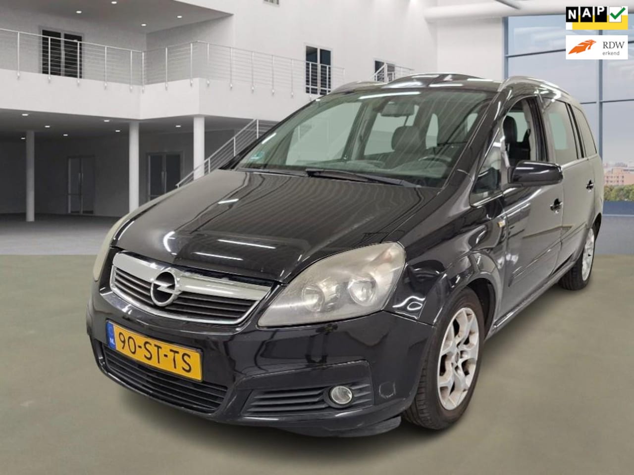 Opel Zafira - 1.8 Cosmo 1.8 Cosmo - AutoWereld.nl