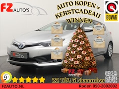 Toyota Auris - 1.8 Hybrid Aspiration - Navigatie - Trekhaak - Cruise Control